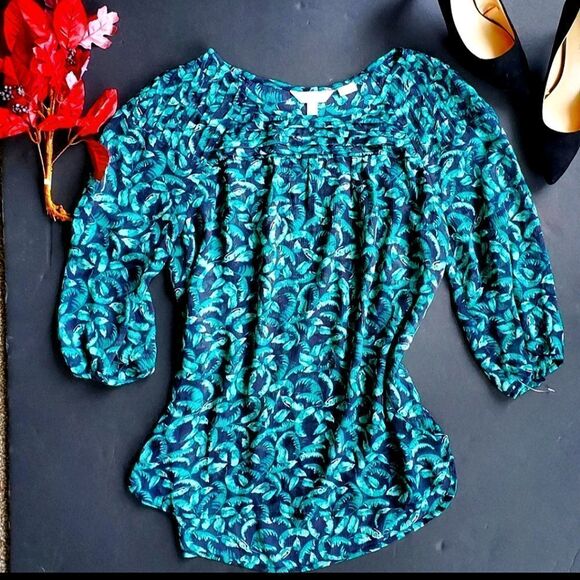 NWT Lauren Conrad Green Lightweight Blouse - Picture 1 of 10